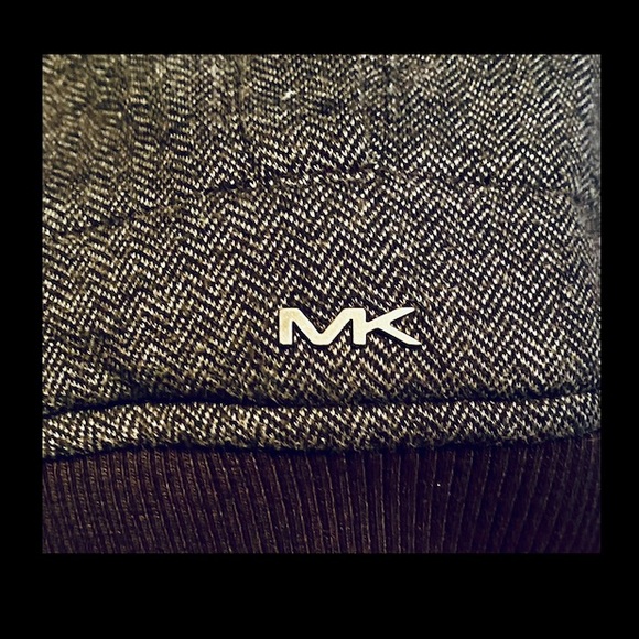 Men’s Michael Kors Zip-Up Vest - Picture 4 of 6